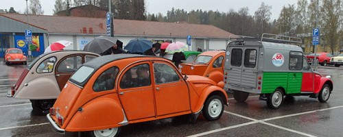 Vappuajelulla, perinteisessä Vappusäässä…