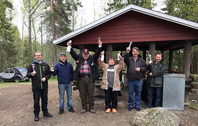 Kisan voittajat Anja ja Esa, sekä muut palkitut.